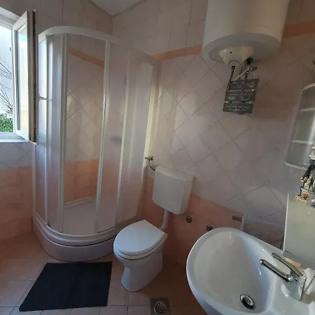 Olive Garden Pag * פג