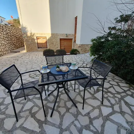 Olive Garden Pag * باغ