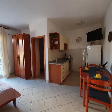 Apartment Olive Garden Pag *